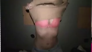 Amatør gratis porno med ældre damer blonde hexe bliver kneppet i pornobiograf