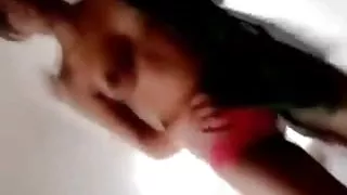 Sexet porno free dk rigtig indisk teenager viser off hendes aktiver i hindi lyd