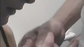 Danske sexfilm 19 år gammel blow job i omklædningsrum