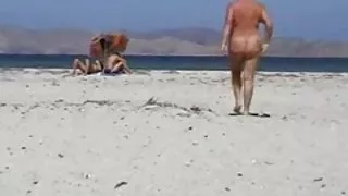 Nøgne danske amatører gamle masturbating nøgen på stranden