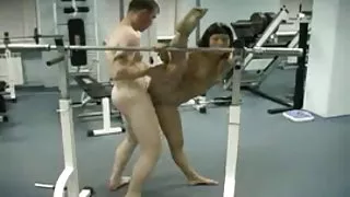 Dansk pornostjerne fleksibel gymnast kamasutra bliver kneppet og gør blowjobs