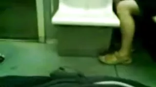 Erotiske gratis film gamle krydse benene