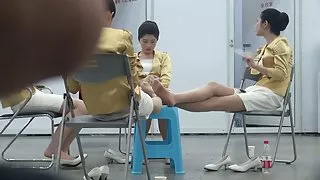 Candid fræk dansk pige asian værtinde nylon fødder